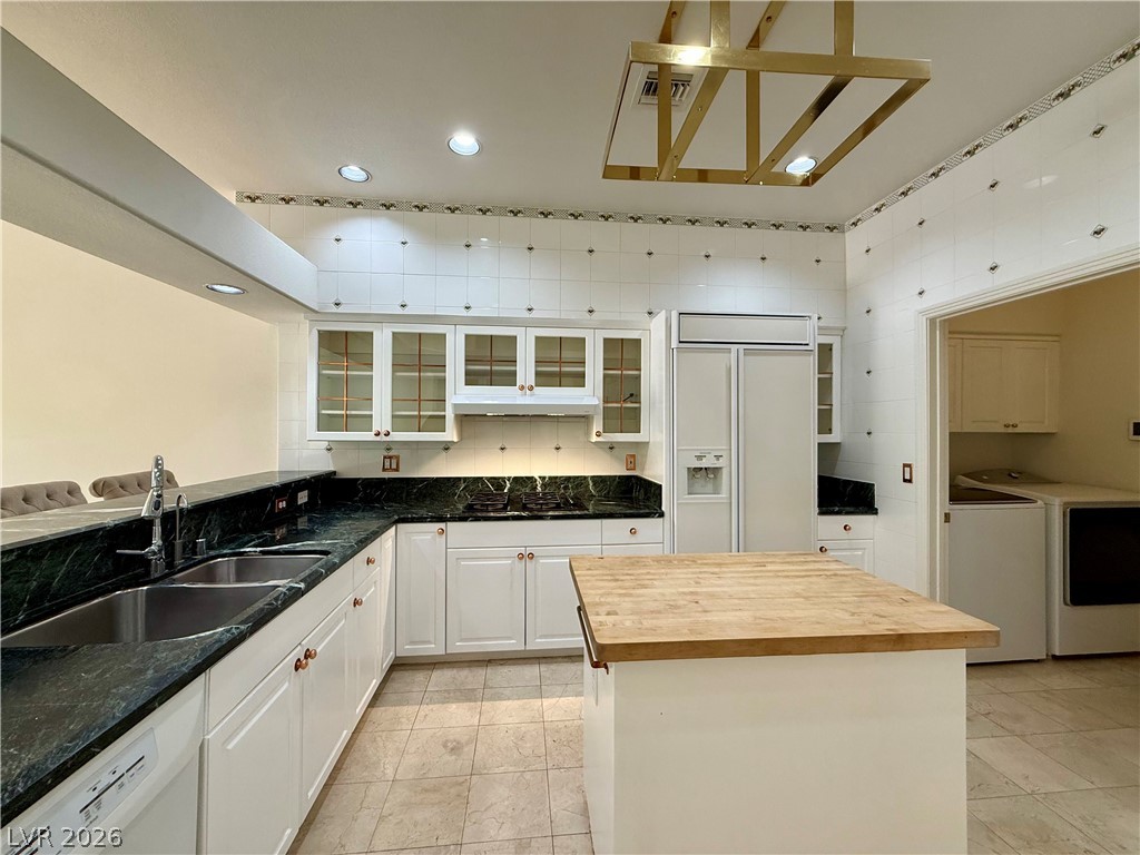 8729 Carlitas Joy Court Property Photo 18