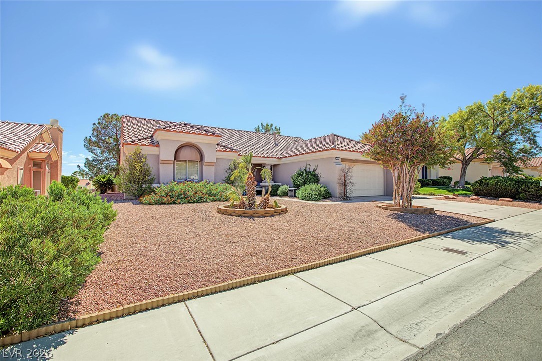 2904 Castle Bar Drive Property Photo 4