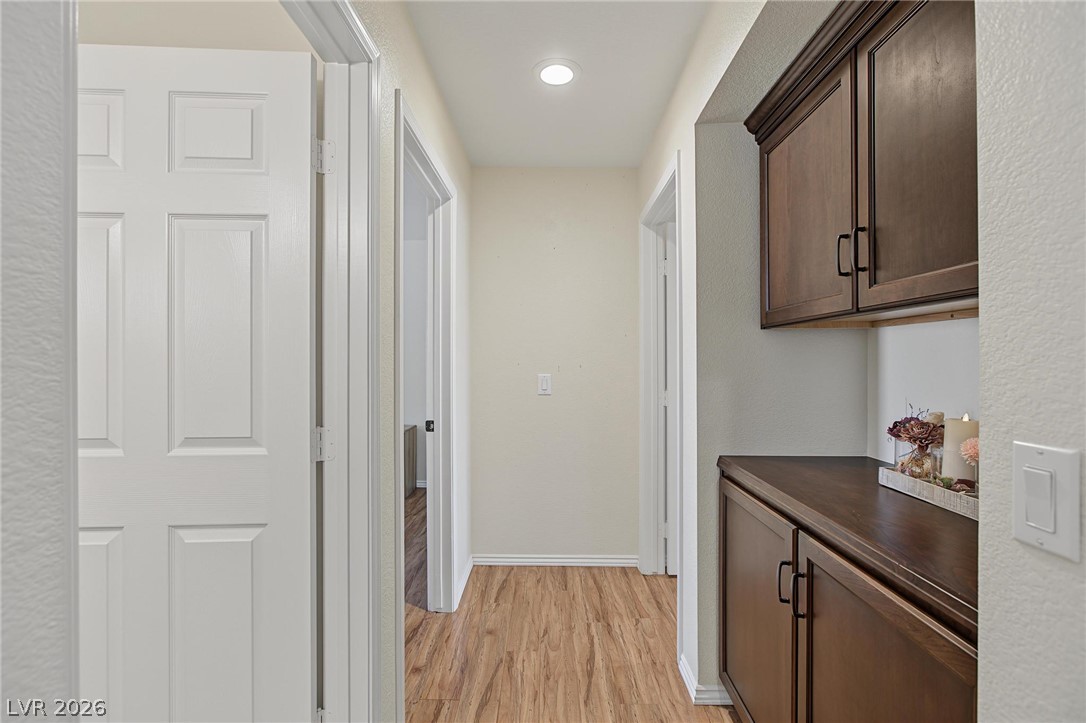 2904 Castle Bar Drive Property Photo 16