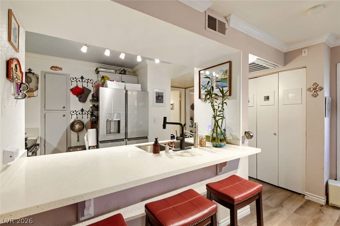 8101 West Flamingo Road 1074 Property Photo 12