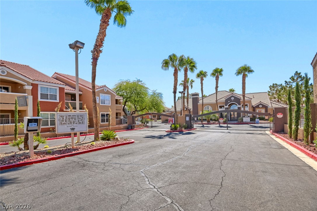 8101 West Flamingo Road 1074 Property Photo 24