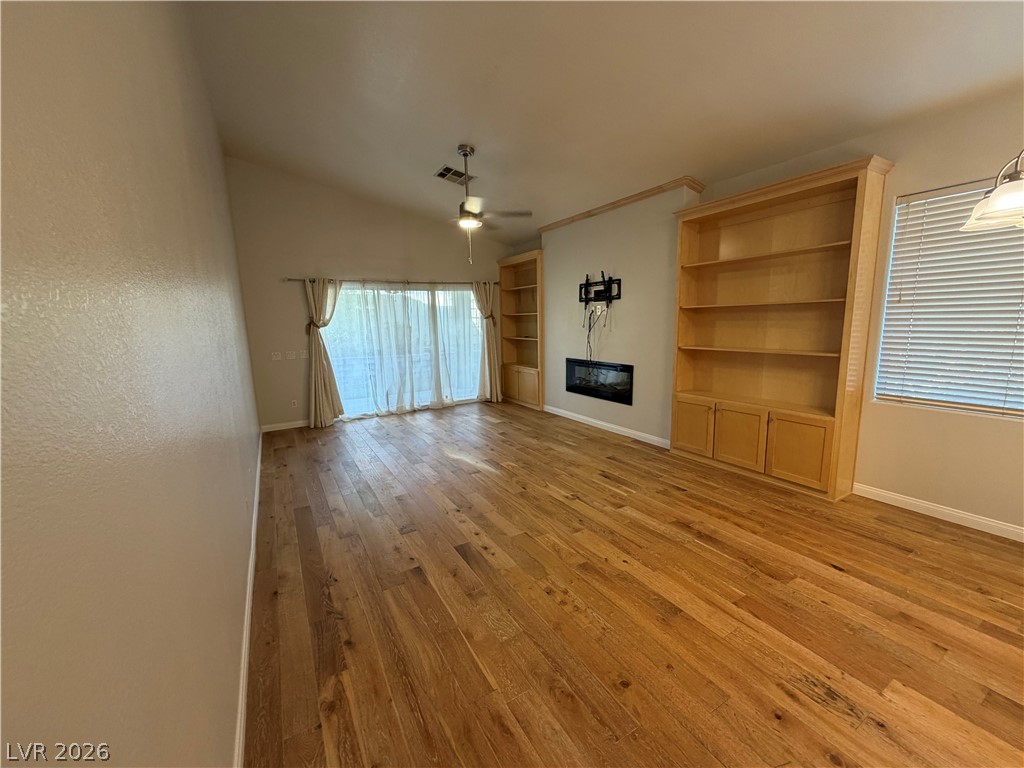 3433 Round Valley Way Property Photo 6