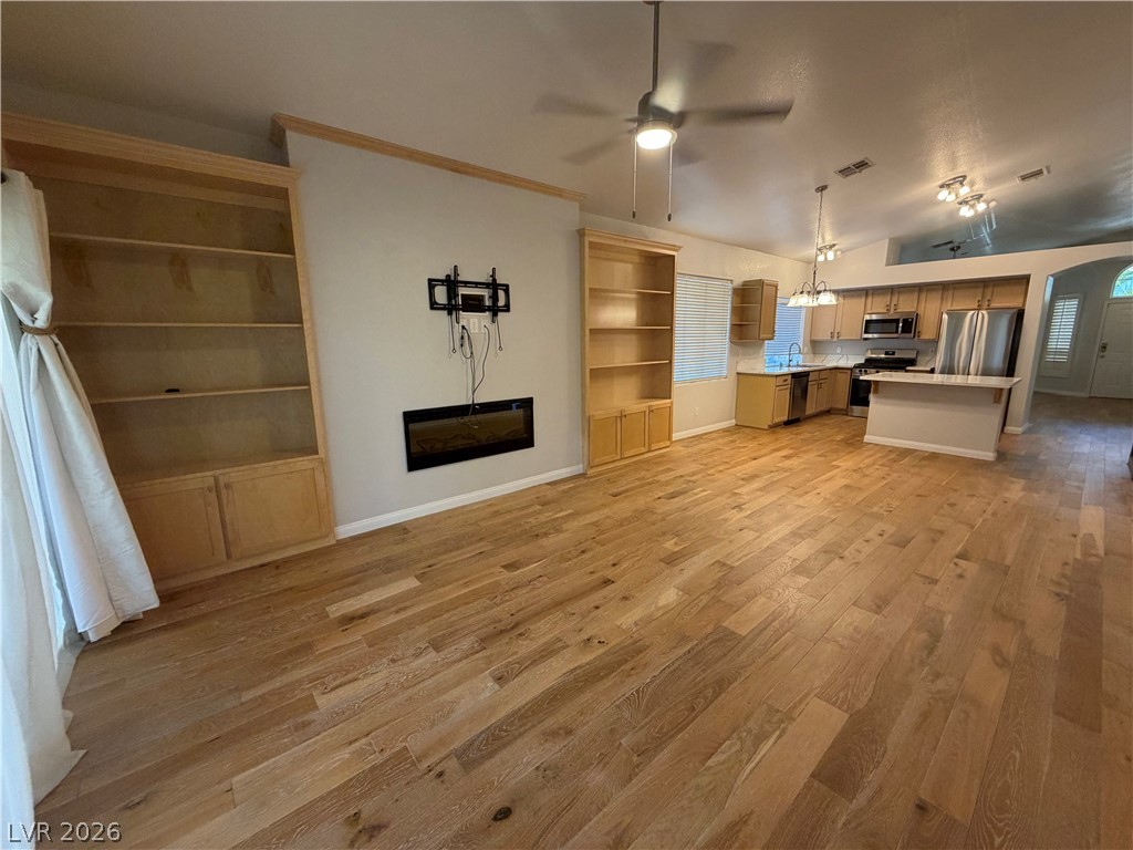 3433 Round Valley Way Property Photo 13