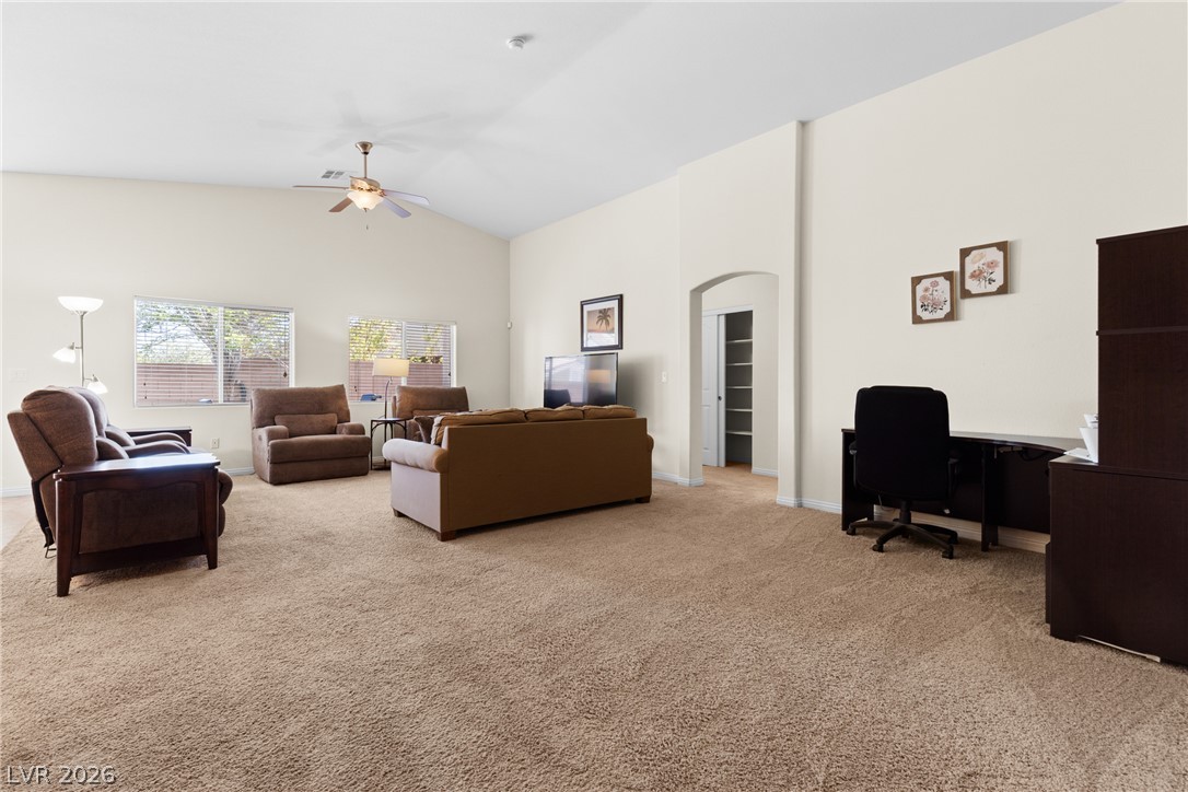 129 Elks Peak Avenue Property Photo 4