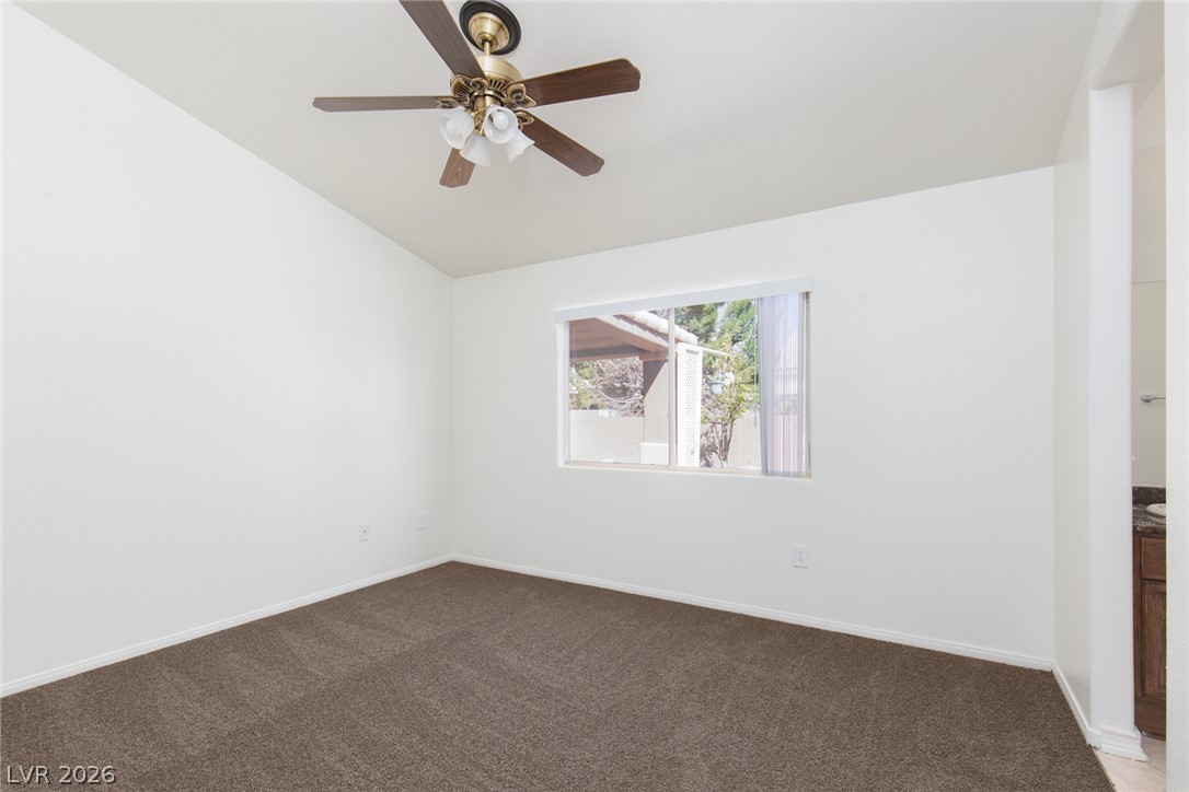 7900 White Grass Avenue Property Photo 21
