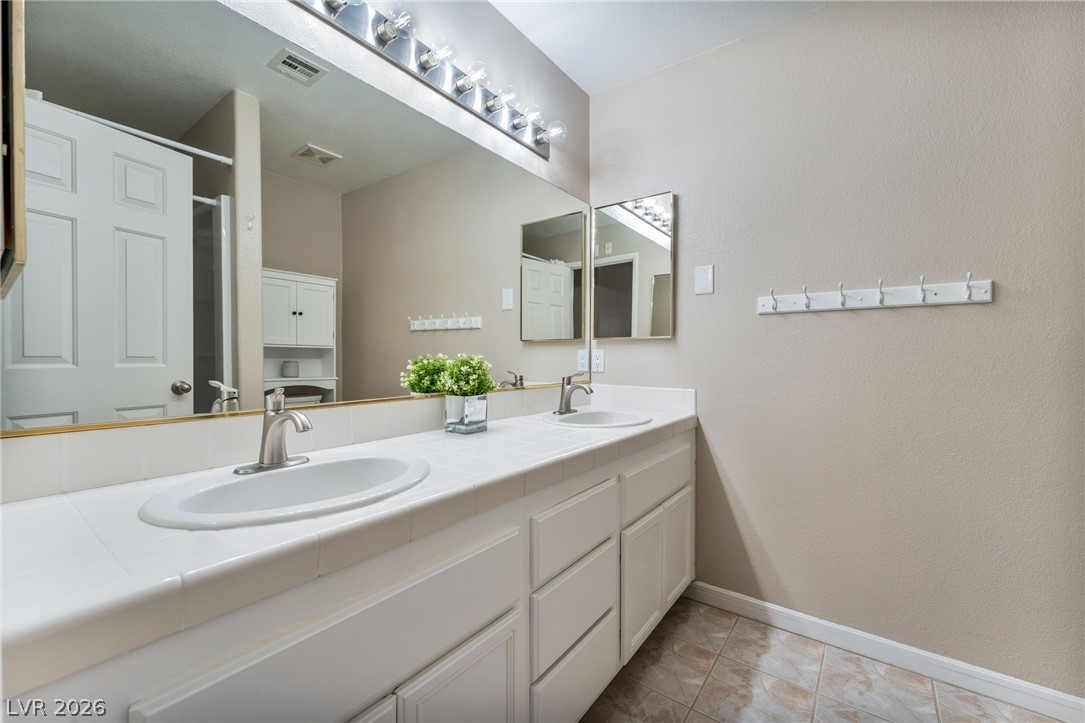 5424 Comchec Way 105 Property Photo 20