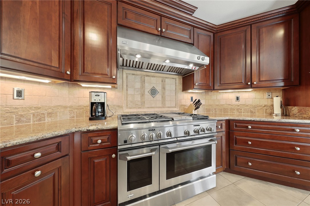 6 Benevolo Drive Property Photo 16