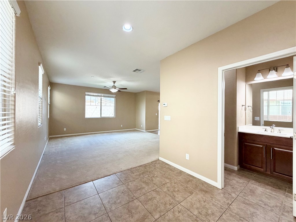470 Fortissimo Street Property Photo 8