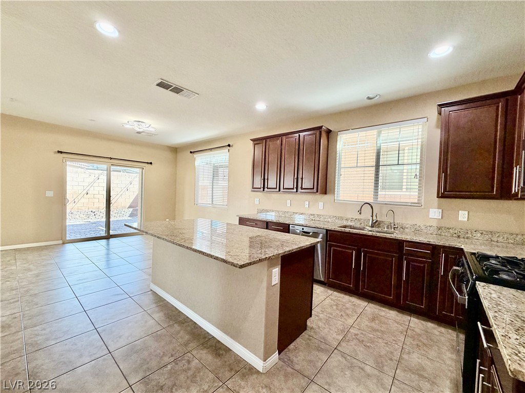 470 Fortissimo Street Property Photo 33