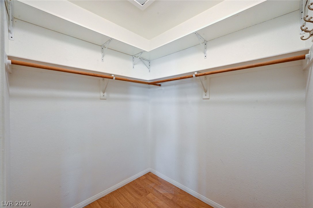7709 Beach Falls Court Property Photo 16