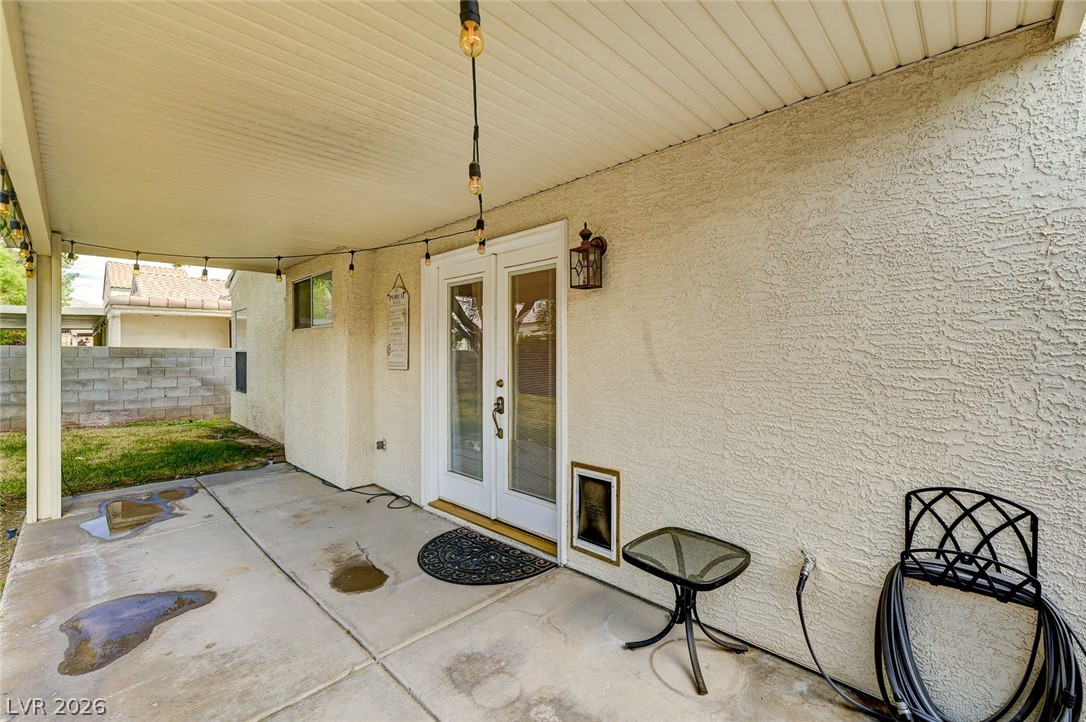 7709 Beach Falls Court Property Photo 25