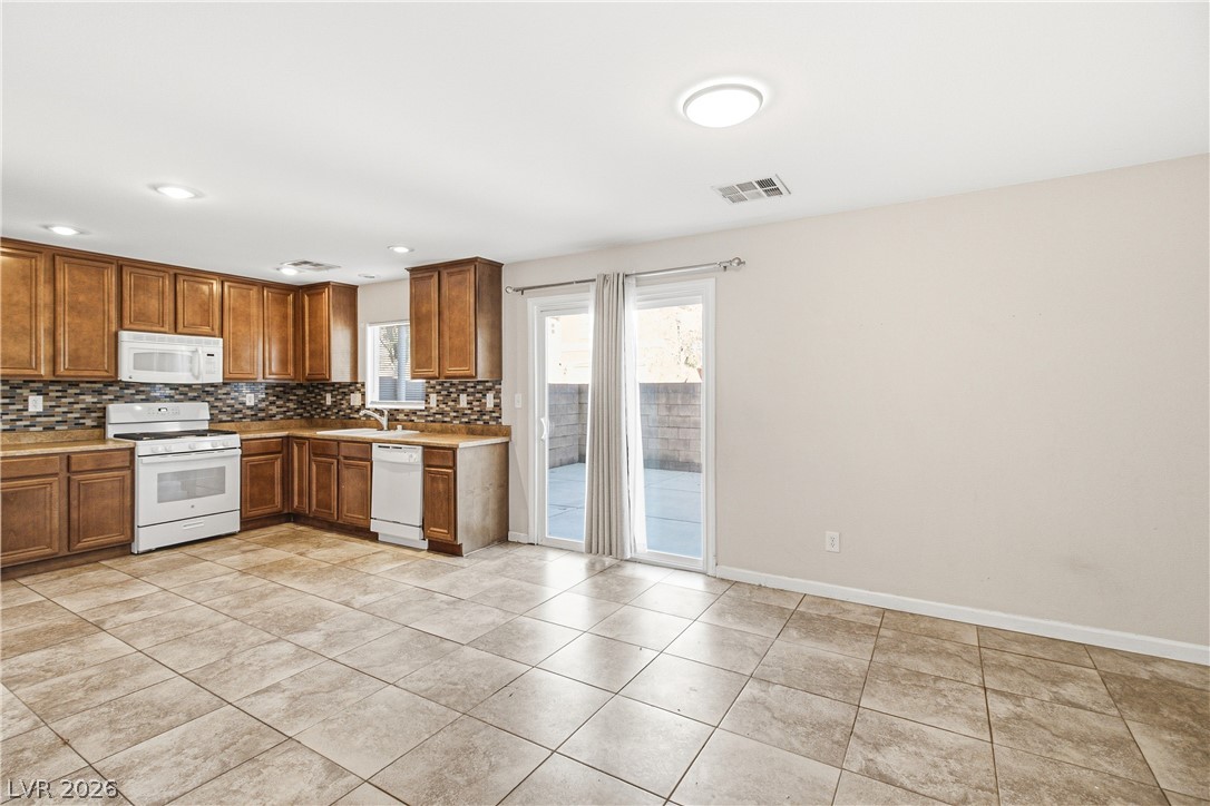 8278 Time Machine Avenue Property Photo 4