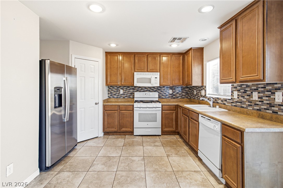 8278 Time Machine Avenue Property Photo 6