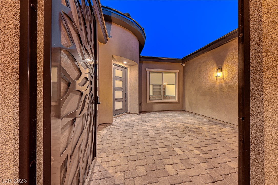 116 Stone Mesa Court Property Photo 9