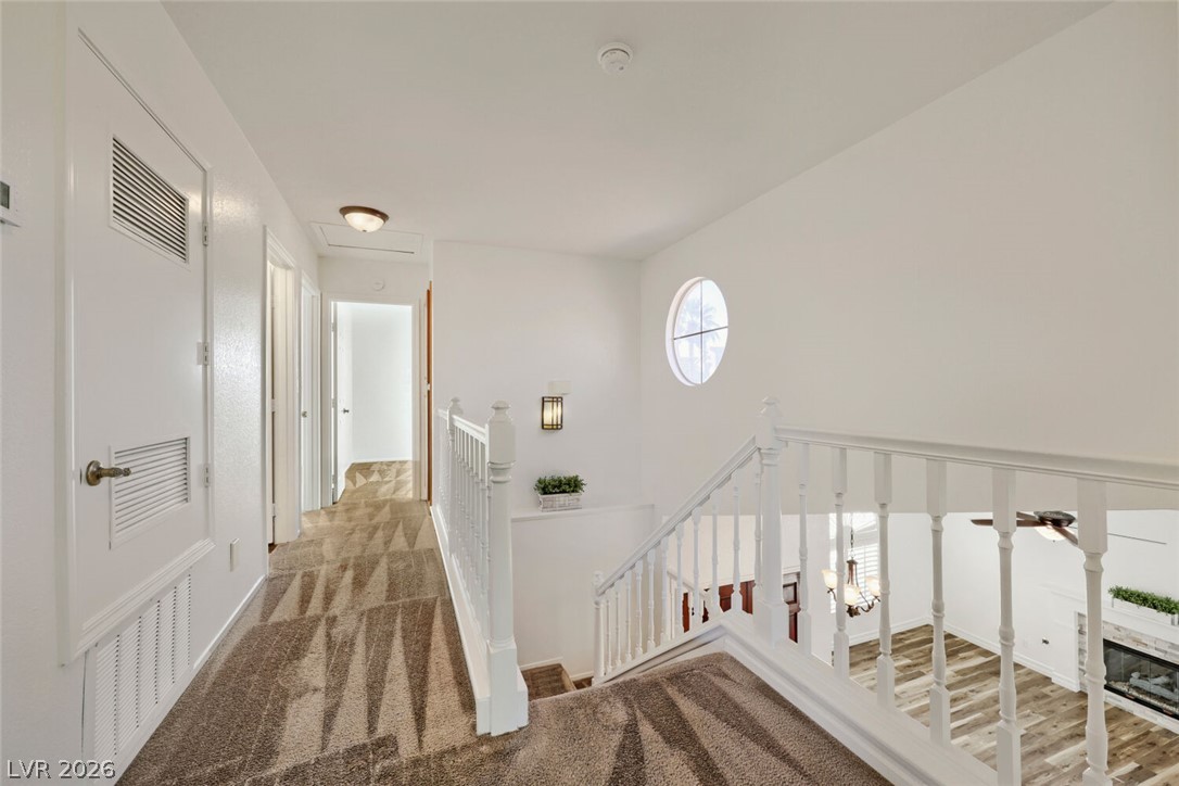 2105 Fountain Springs Drive Property Photo 11