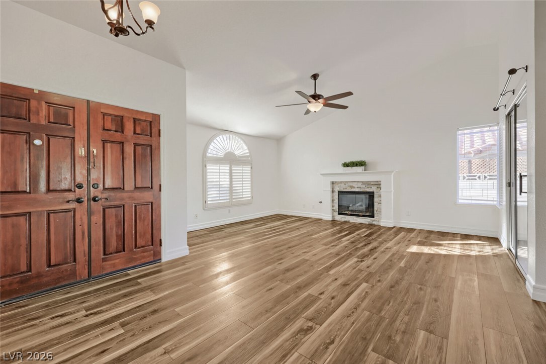 2105 Fountain Springs Drive Property Photo 12