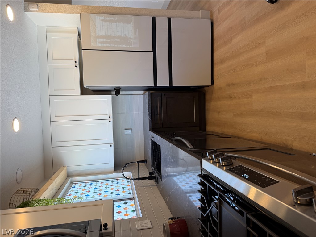 353 Keating Street Property Photo 5