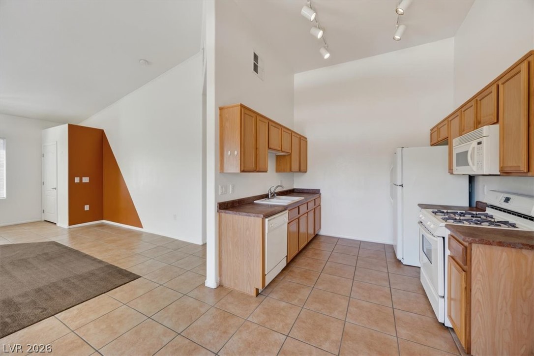 3575 Cactus Shadow Street 204 Property Photo 14