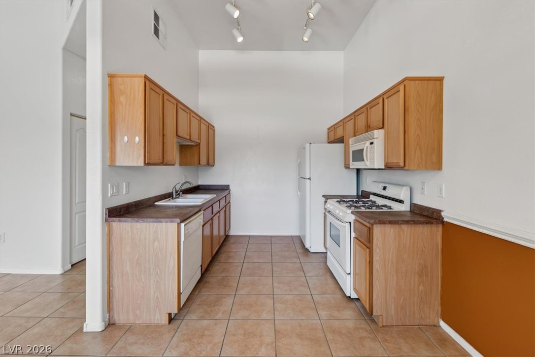 3575 Cactus Shadow Street 204 Property Photo 15