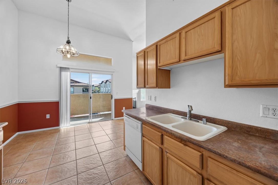 3575 Cactus Shadow Street 204 Property Photo 18