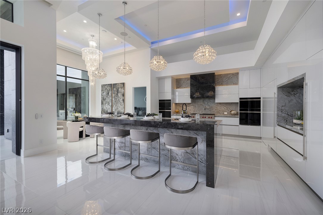 5 Sunset Strip Property Photo 8
