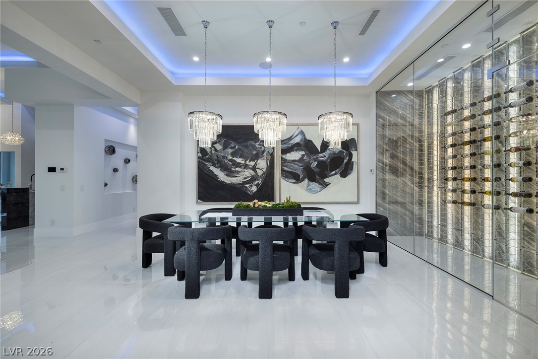 5 Sunset Strip Property Photo 13