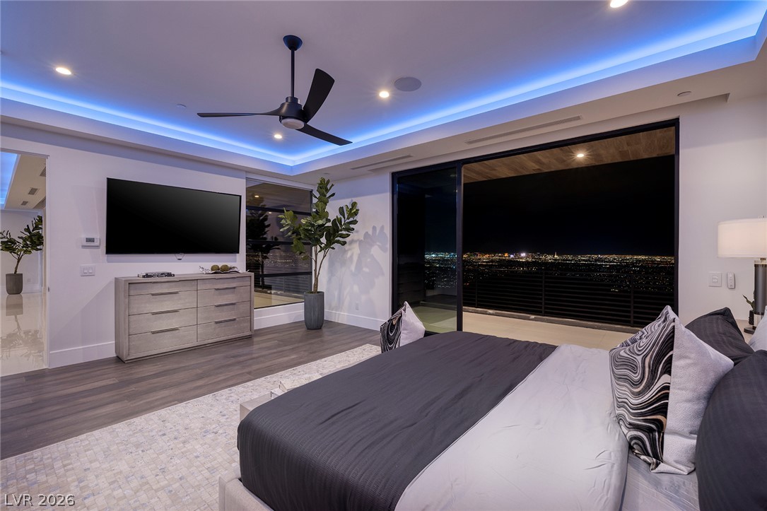 5 Sunset Strip Property Photo 39