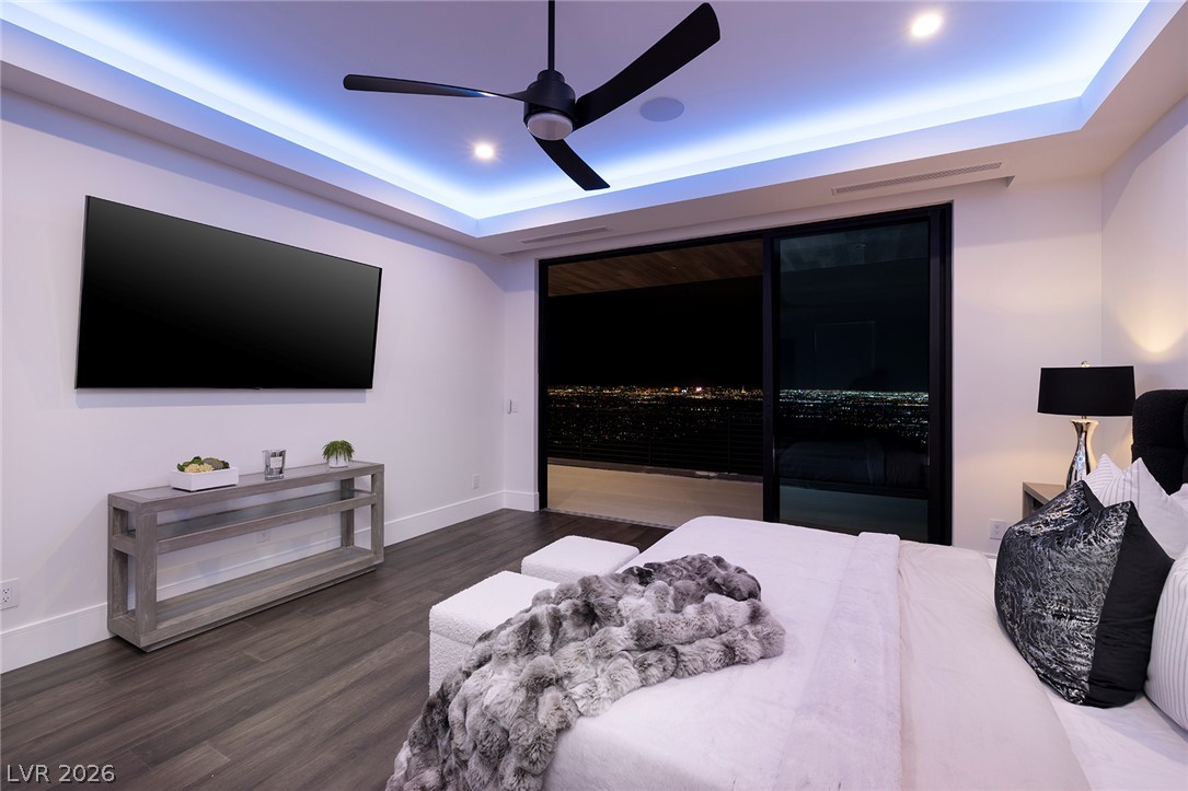 5 Sunset Strip Property Photo 41