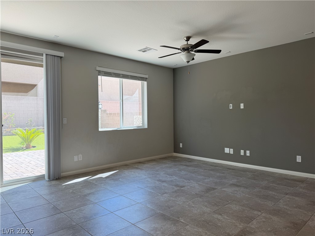2656 Duneville Street Property Photo 4