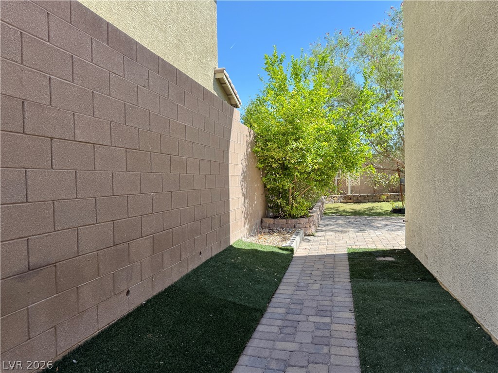 2656 Duneville Street Property Photo 30