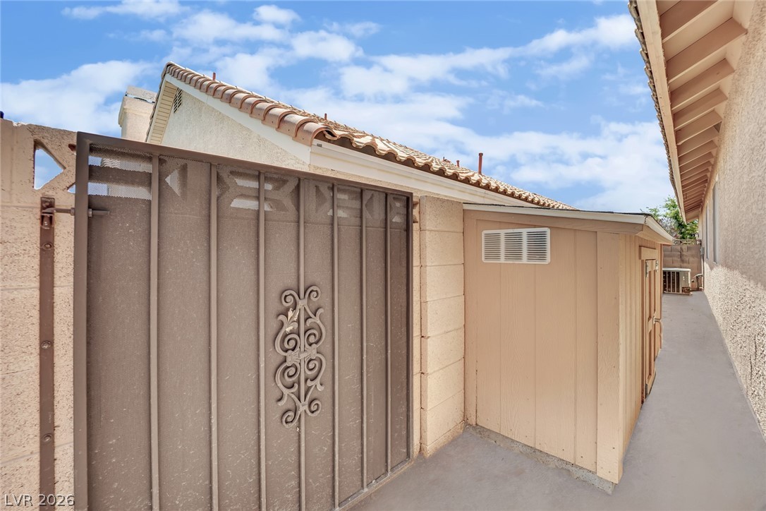 9228 Sun Rose Avenue Property Photo 30