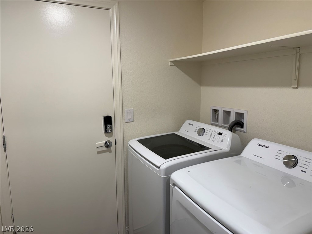 2642 Wimbledon White Court Property Photo 10