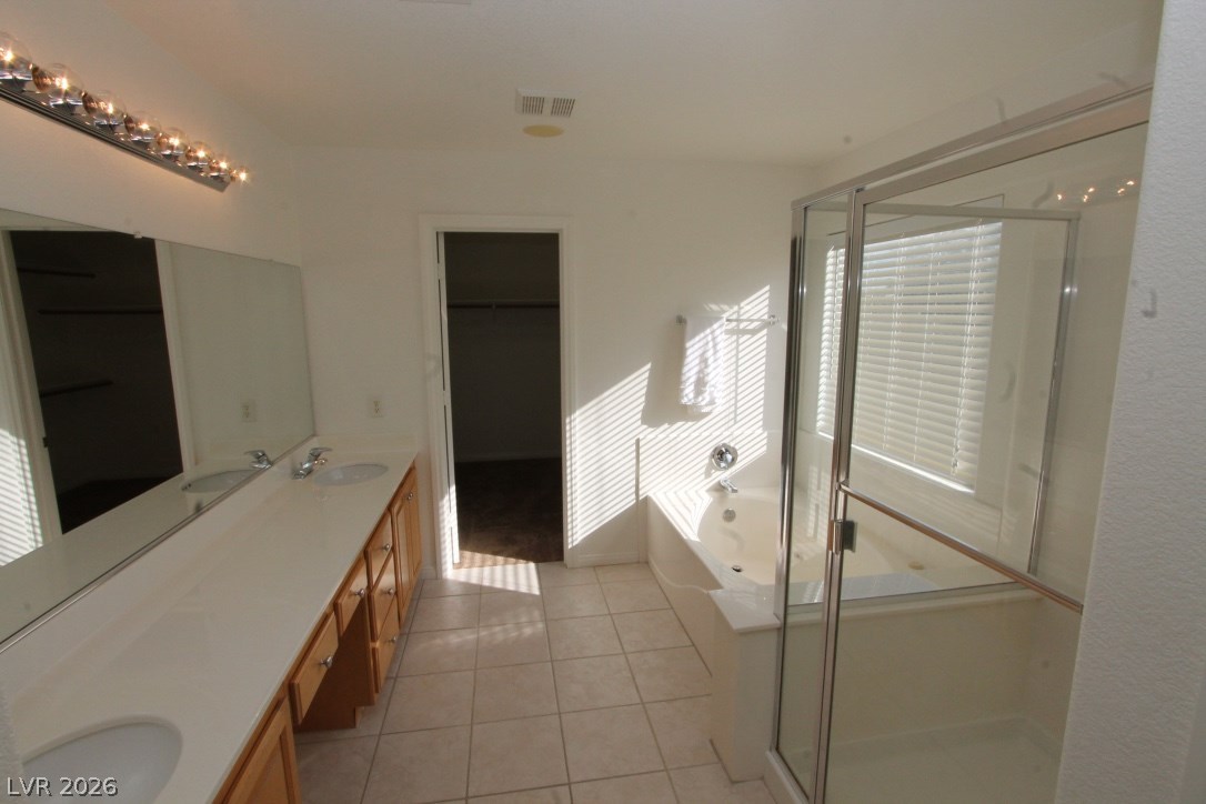 8247 Azure Shores Court Property Photo 28