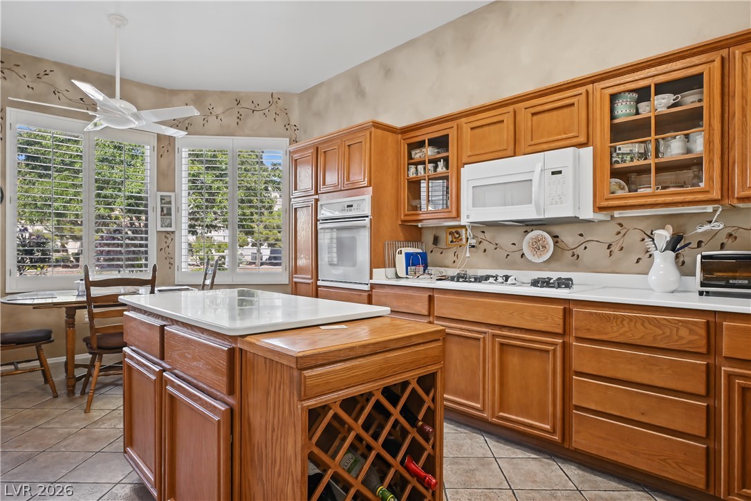 2128 Sun Cliffs Street Property Photo 6