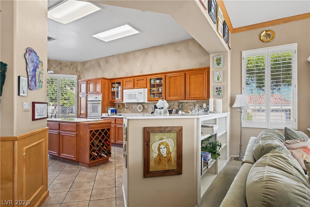 2128 Sun Cliffs Street Property Photo 8