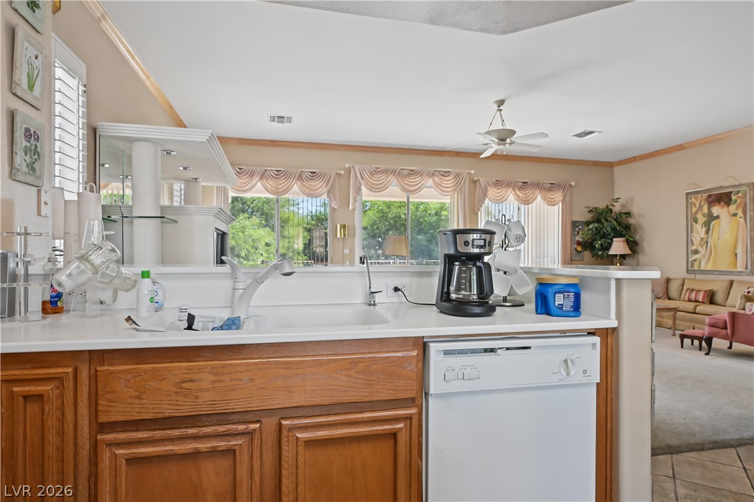 2128 Sun Cliffs Street Property Photo 15