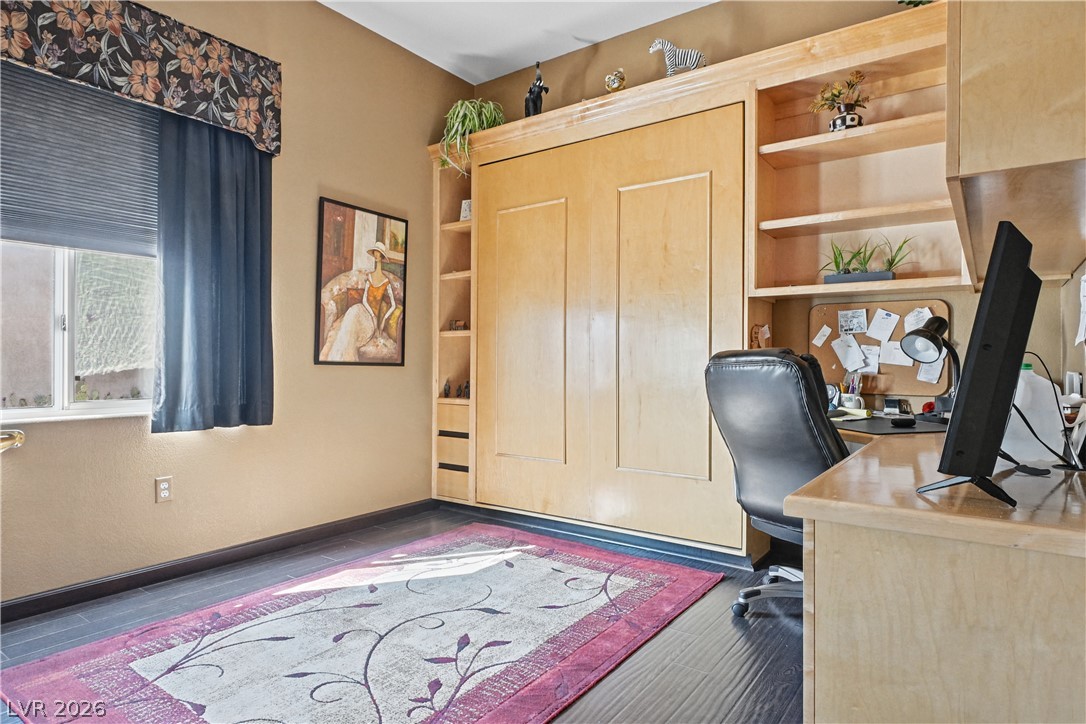 2128 Sun Cliffs Street Property Photo 21