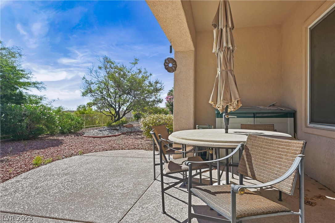 2128 Sun Cliffs Street Property Photo 25