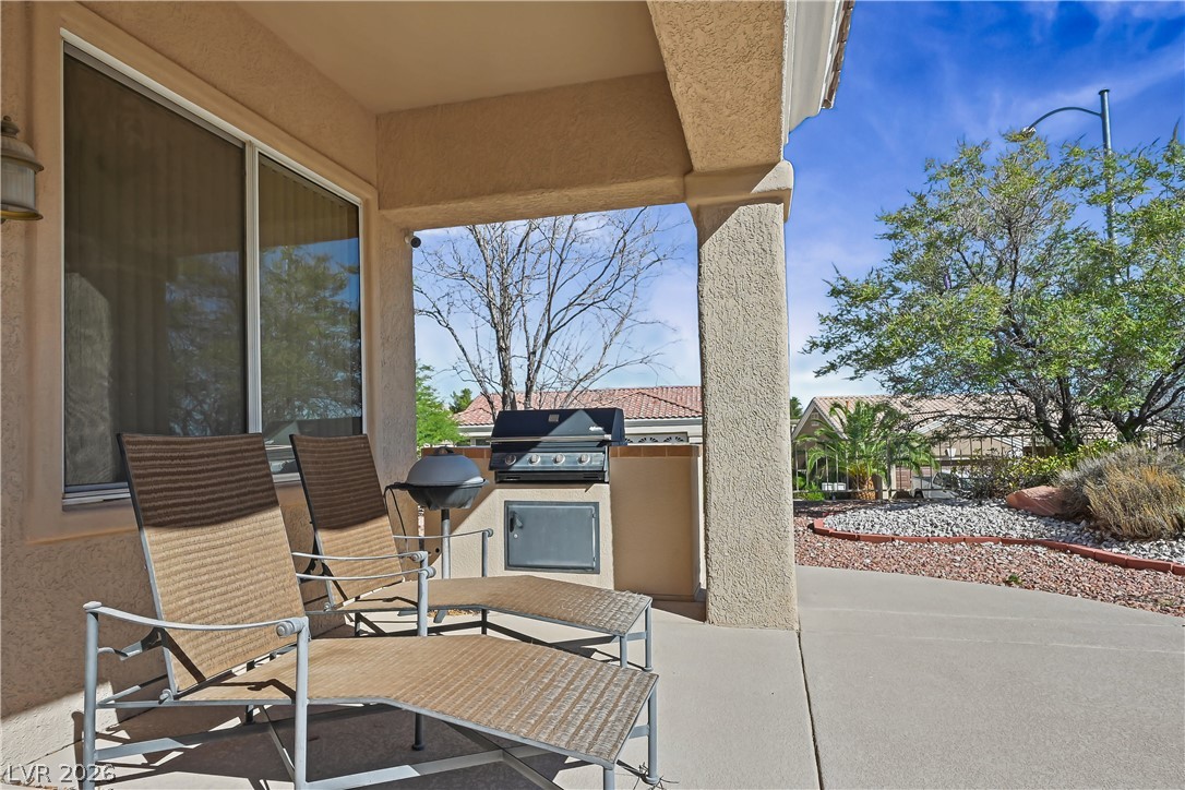 2128 Sun Cliffs Street Property Photo 26