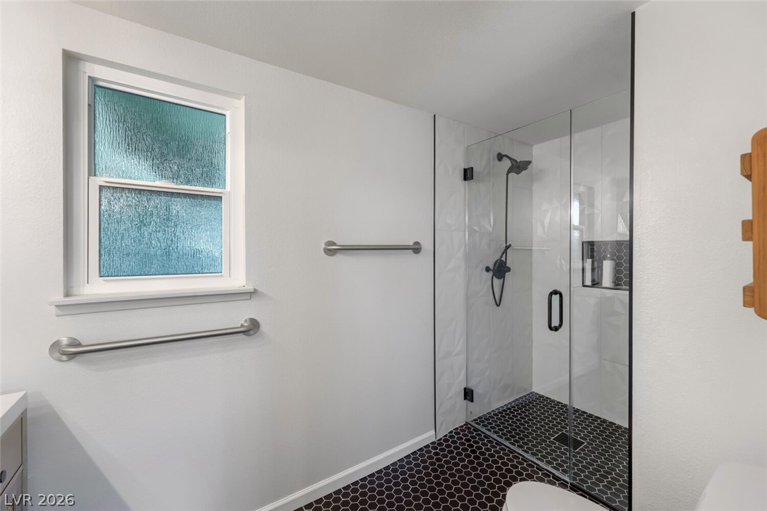 4424 Thompson Circle Property Photo 10