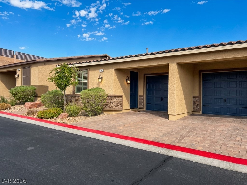 2657 Crystal Blue Street Property Photo 1