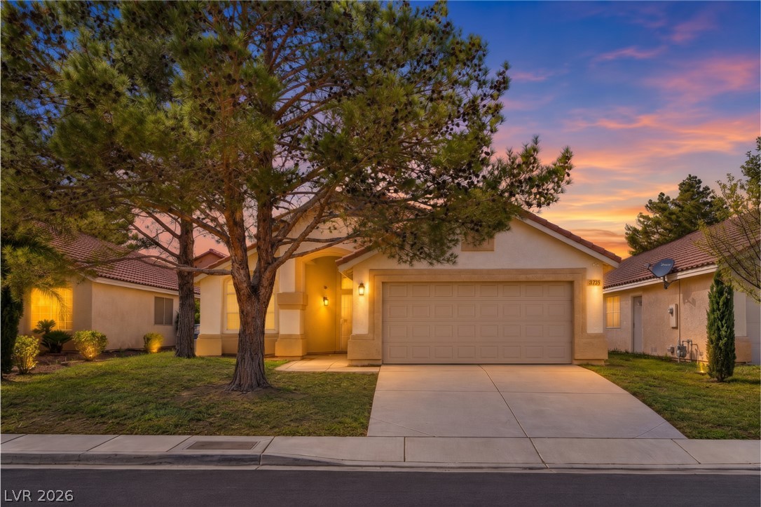3735 White Ivory Court Property Photo 1