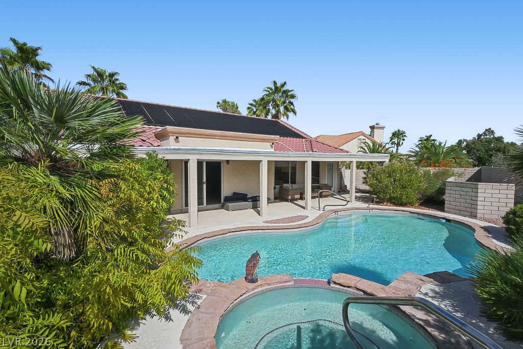 2805 Bent Tree Court Property Photo 1