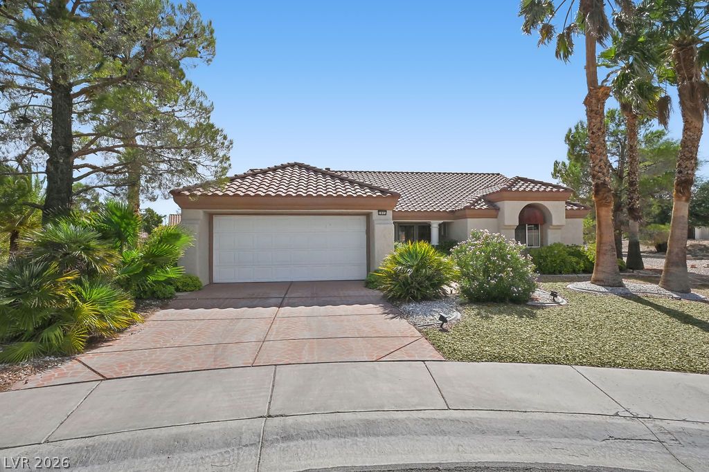 2805 Bent Tree Court Property Photo 2