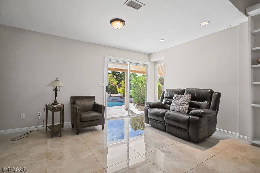 2805 Bent Tree Court Property Photo 9