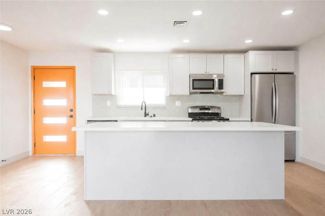 906 Baker Avenue Property Photo 1