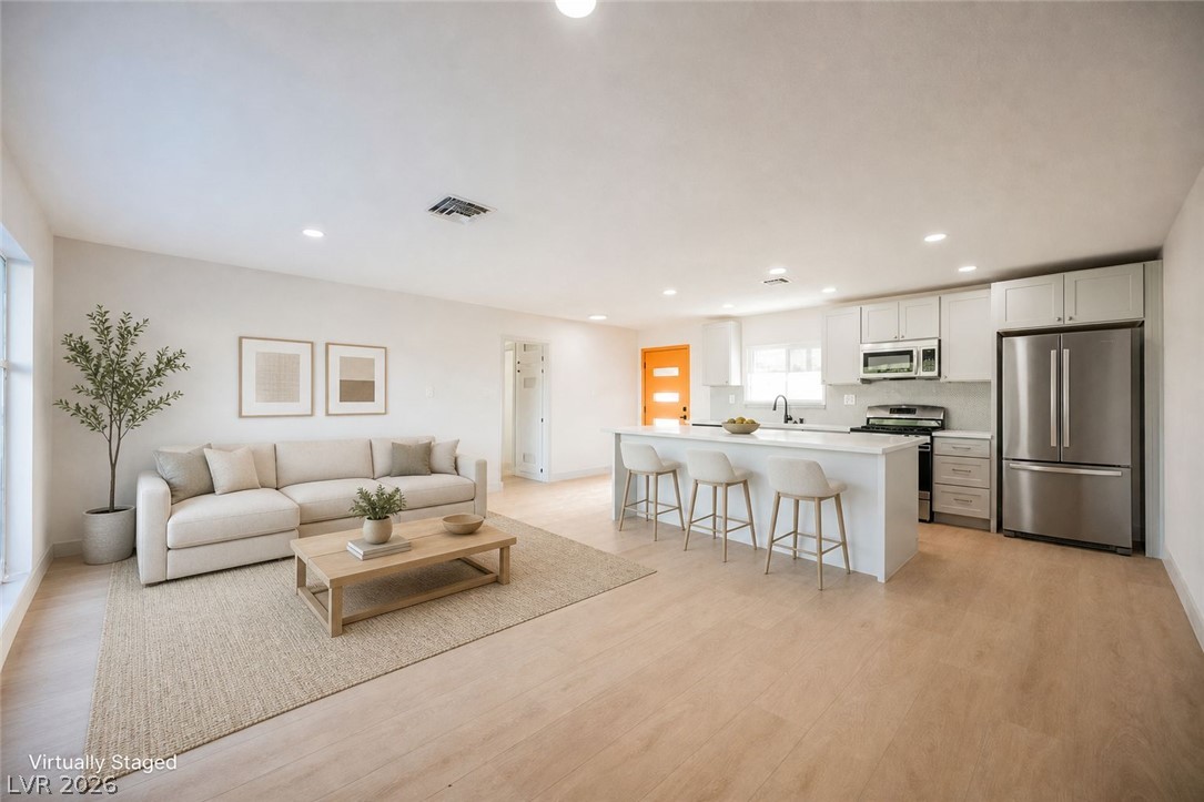 906 Baker Avenue Property Photo 1