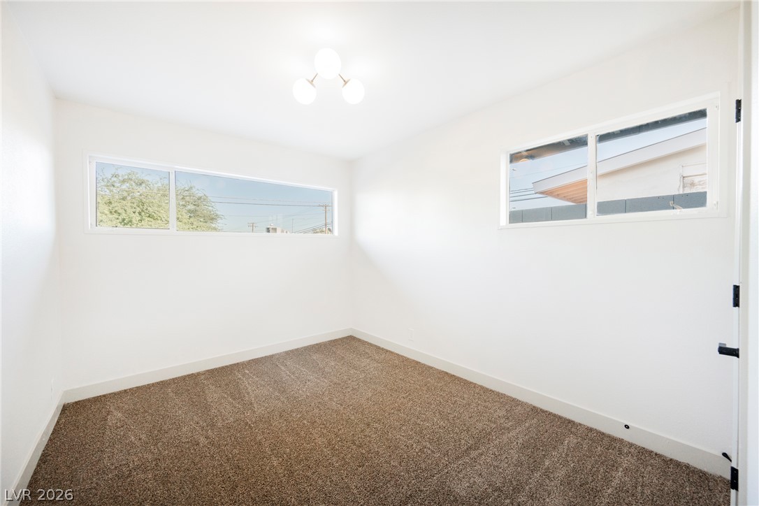 906 Baker Avenue Property Photo 14
