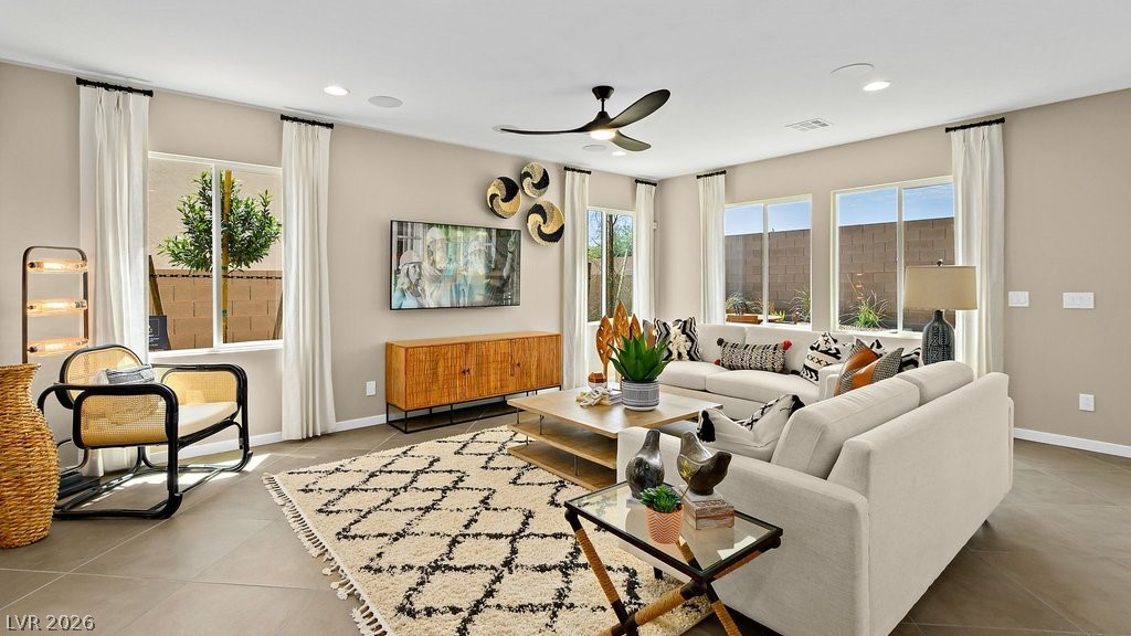 19 Via Montoro Property Photo 3