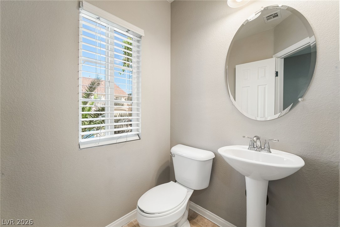 6713 Philharmonic Avenue Property Photo 11